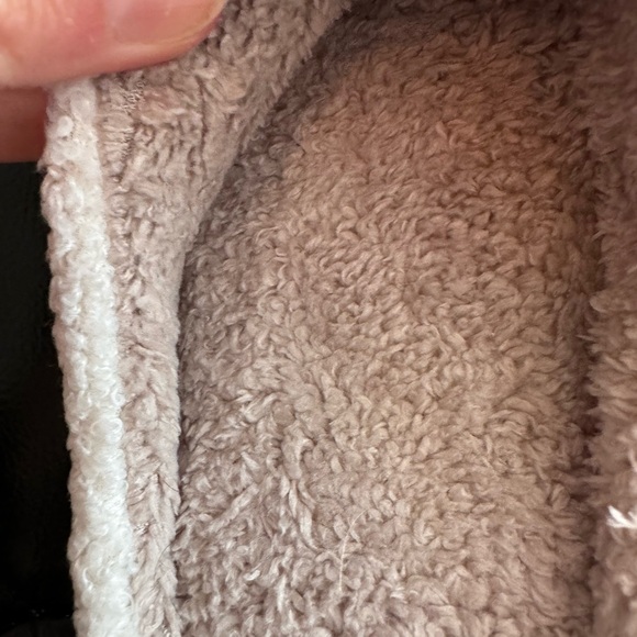 Cozy “Scream” Ghostface Slippers - Perfect for Horror Fans! - Picture 6 of 11